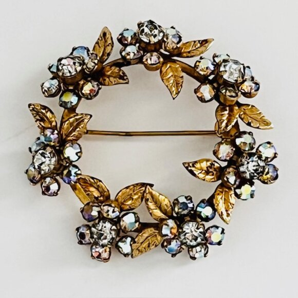 Jewelry - Vintage Floral Wreath Brooch Pin Rhinestone Flowers Gold Tone Leaves